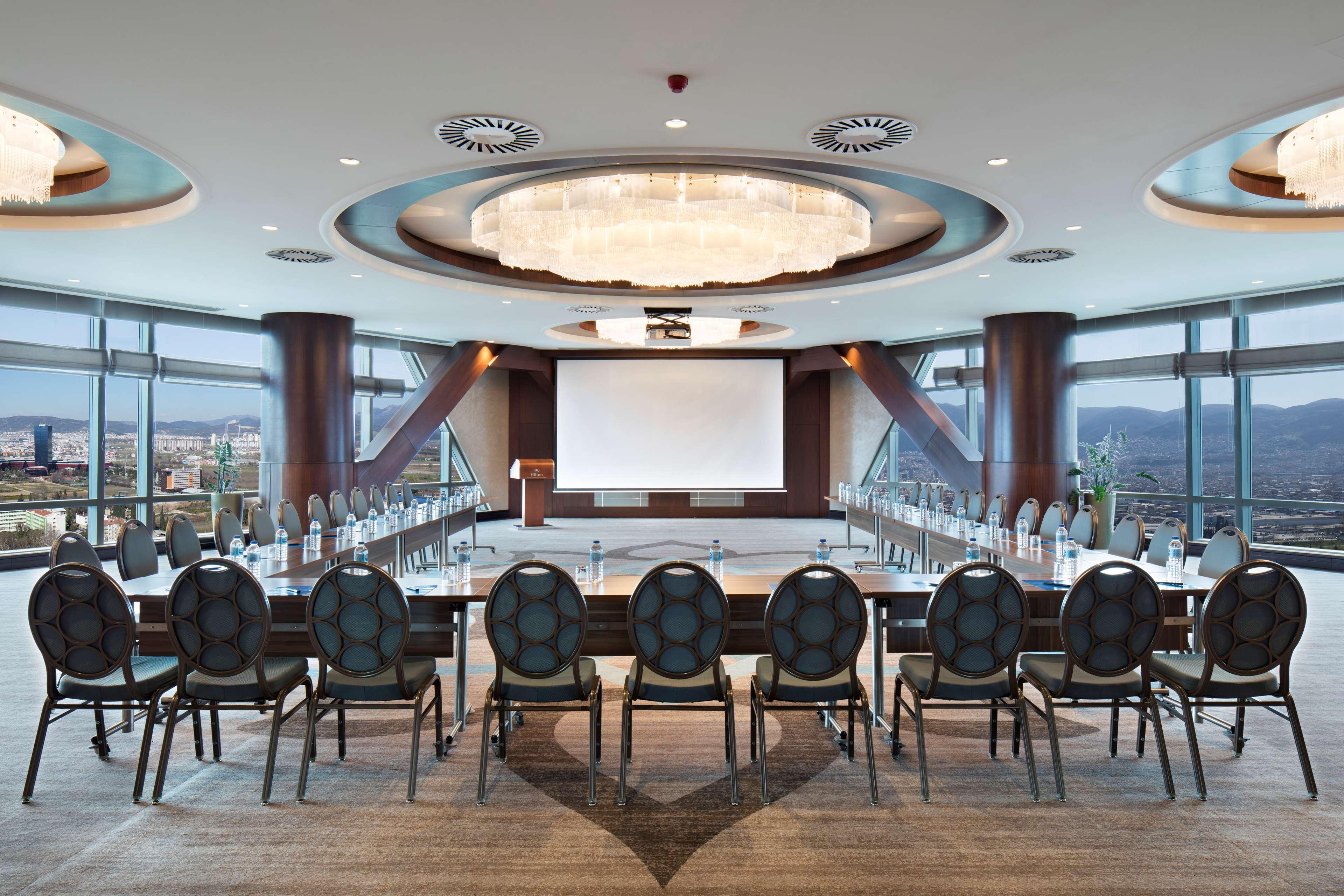 Hilton Bursa Convention Center & Spa Bagian luar foto