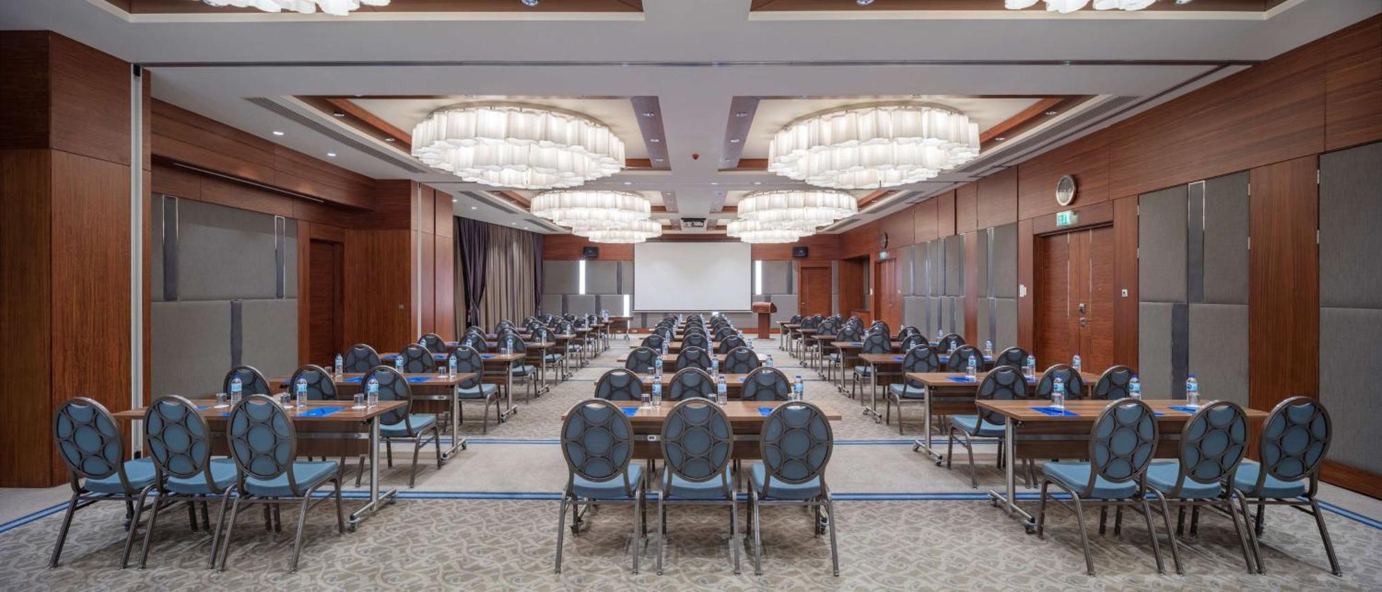 Hilton Bursa Convention Center & Spa Bagian luar foto