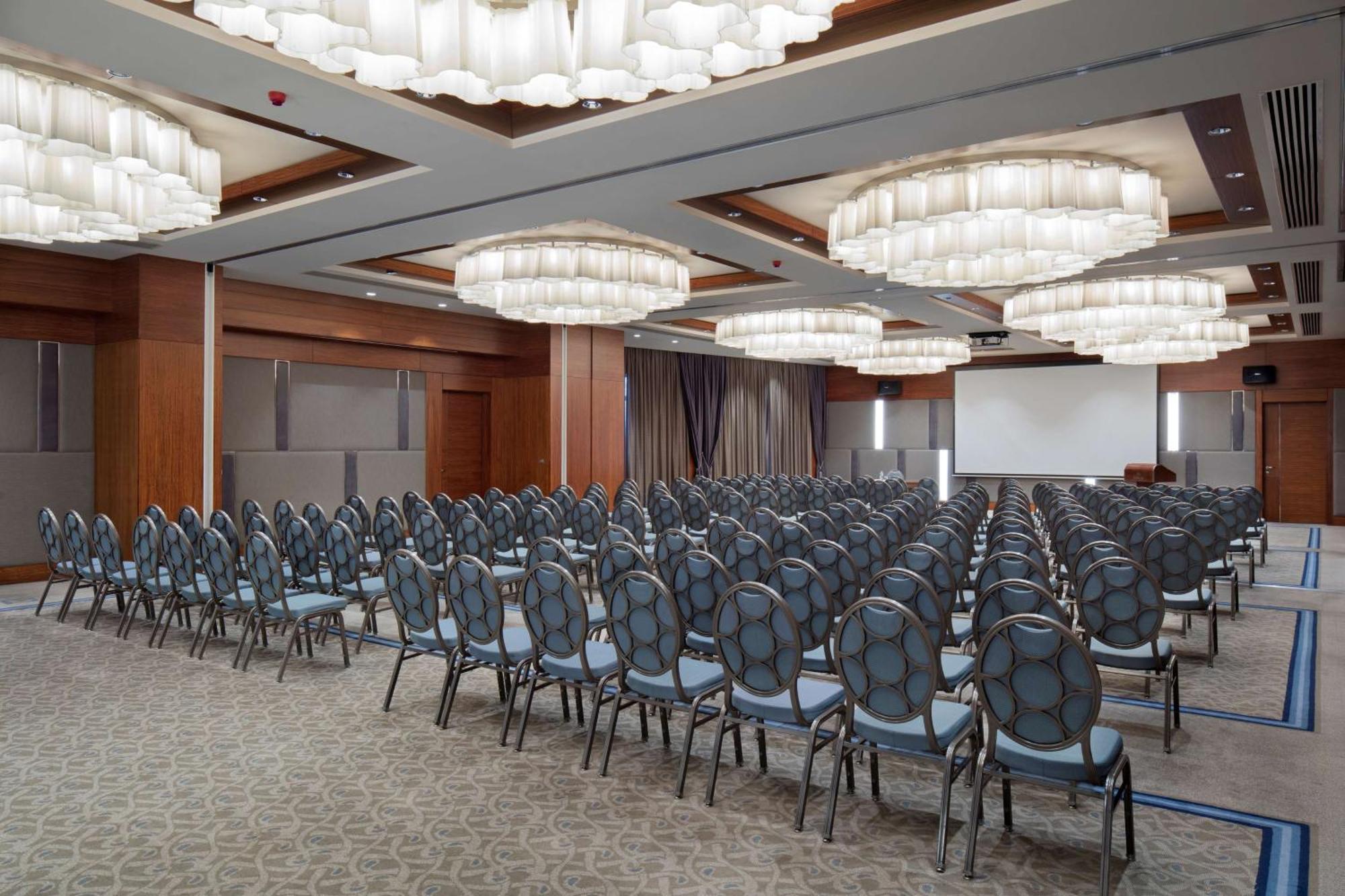 Hilton Bursa Convention Center & Spa Bagian luar foto