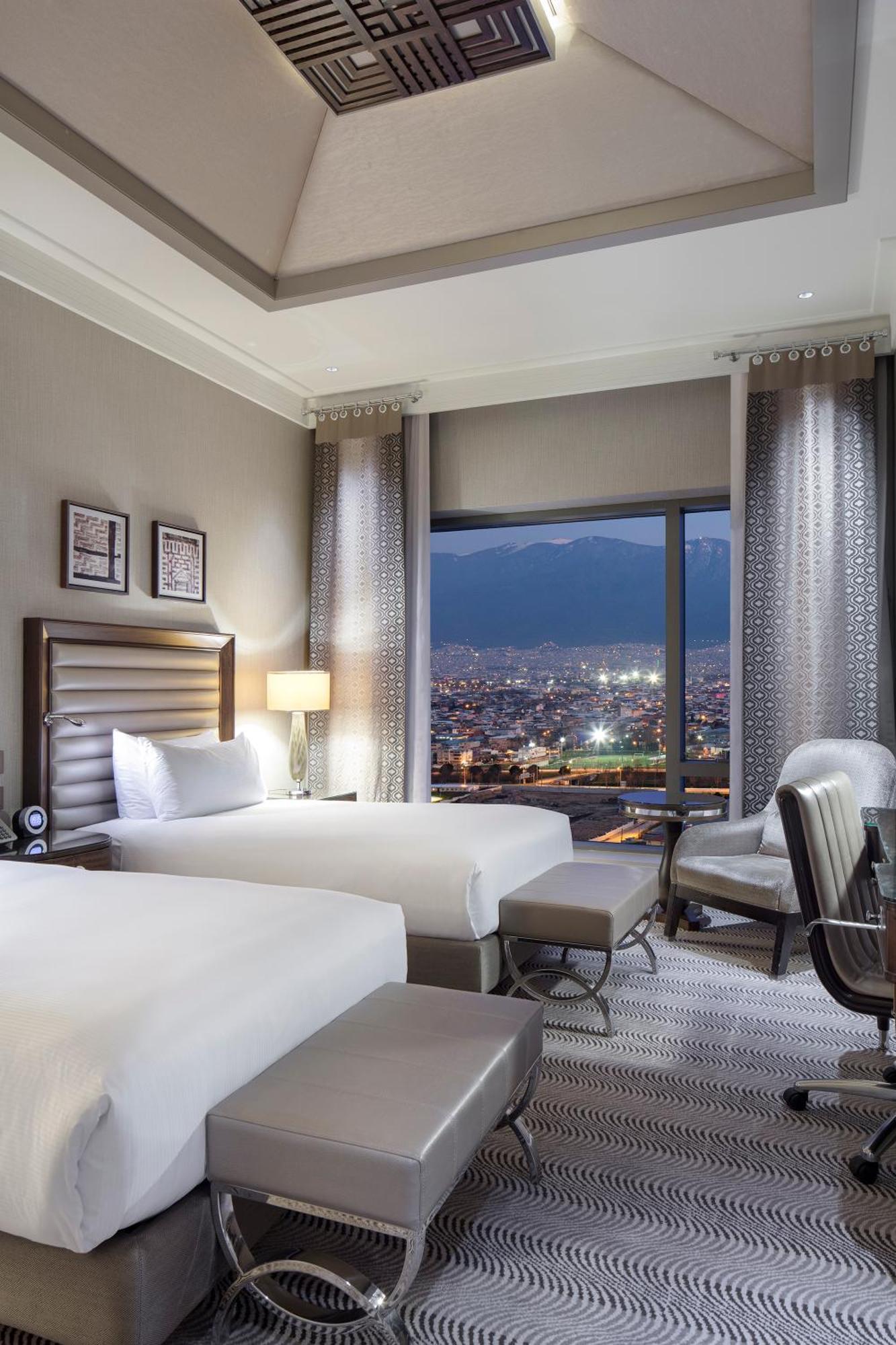 Hilton Bursa Convention Center & Spa Bagian luar foto