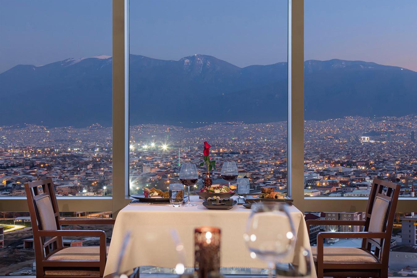 Hilton Bursa Convention Center & Spa Bagian luar foto